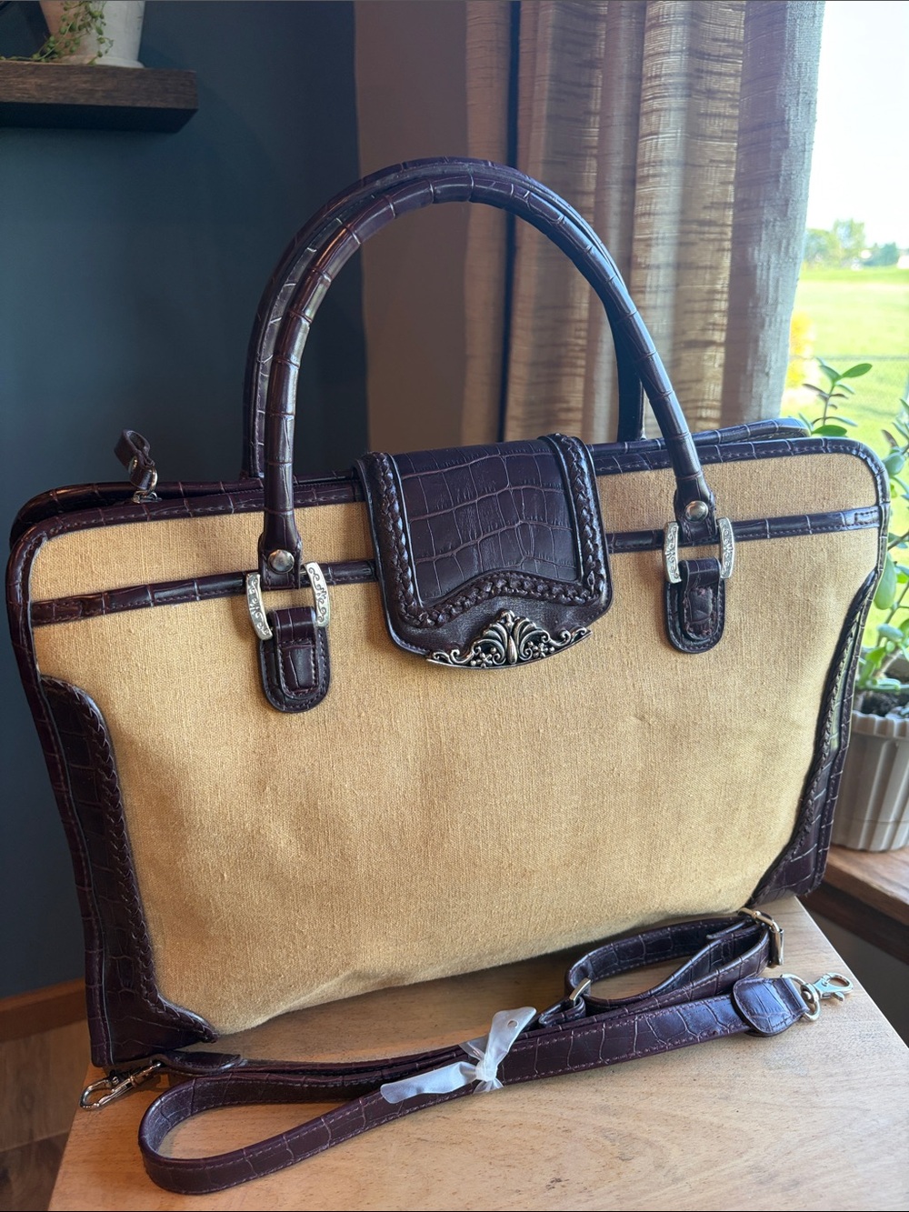 Vintage Bueno Beige Canvas Brown Leather Laptop Travel Shoulder Handbag